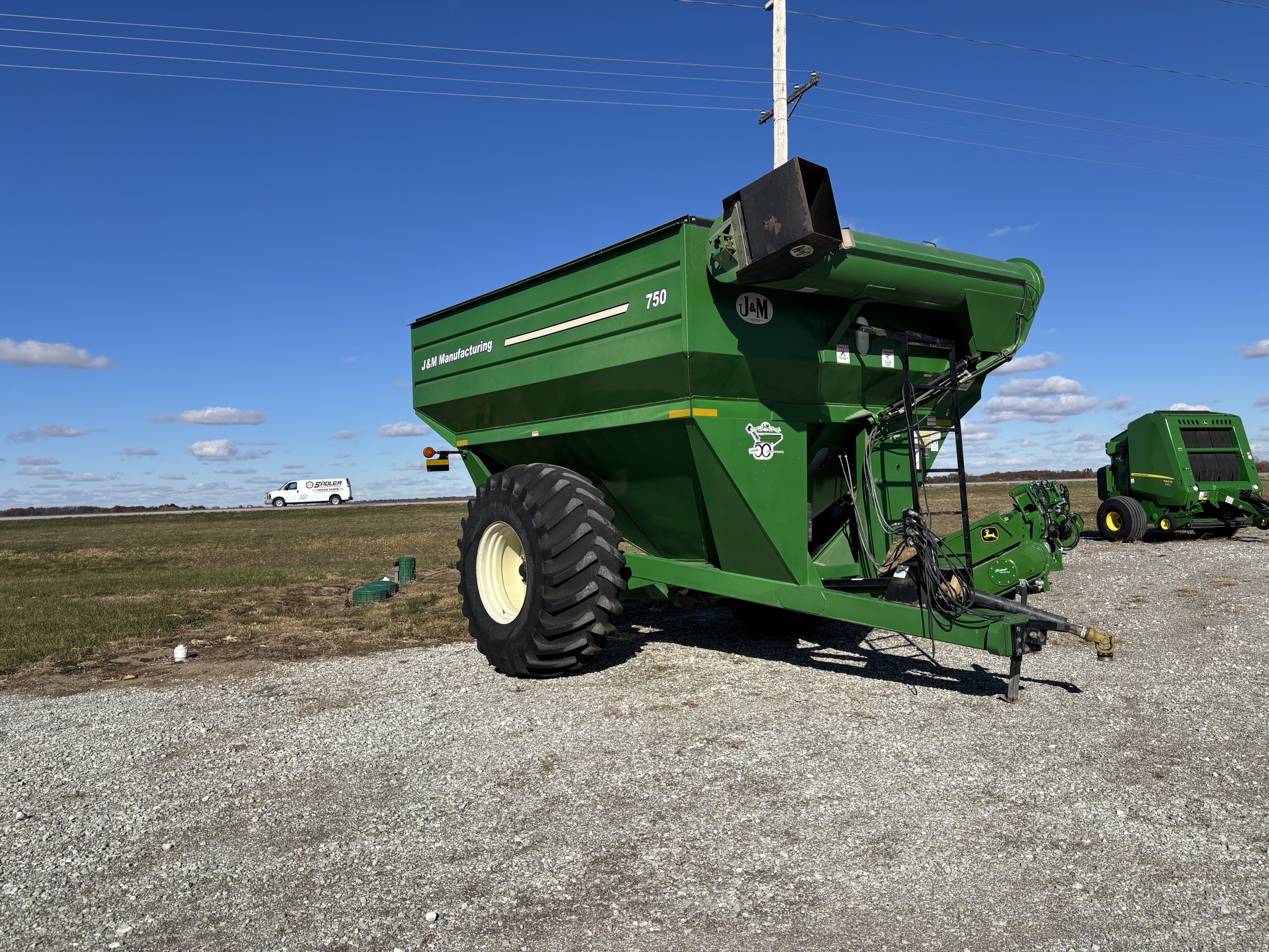 2010 J&M 750-18 Grain Cart