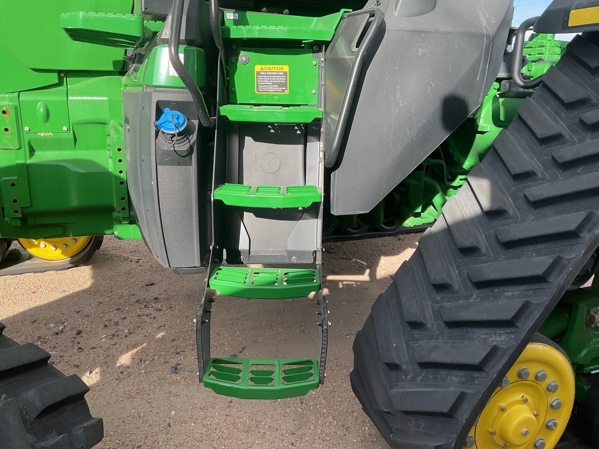 2023 John Deere 8RX 370 Tractor
