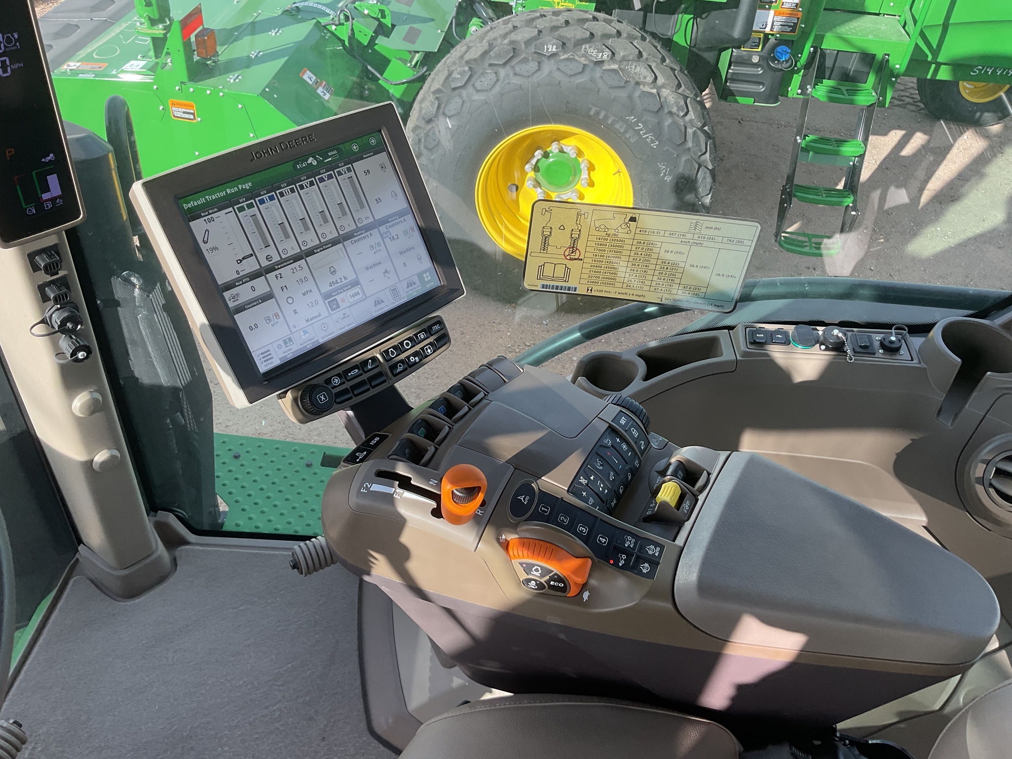 2023 John Deere 8RX 370 Tractor