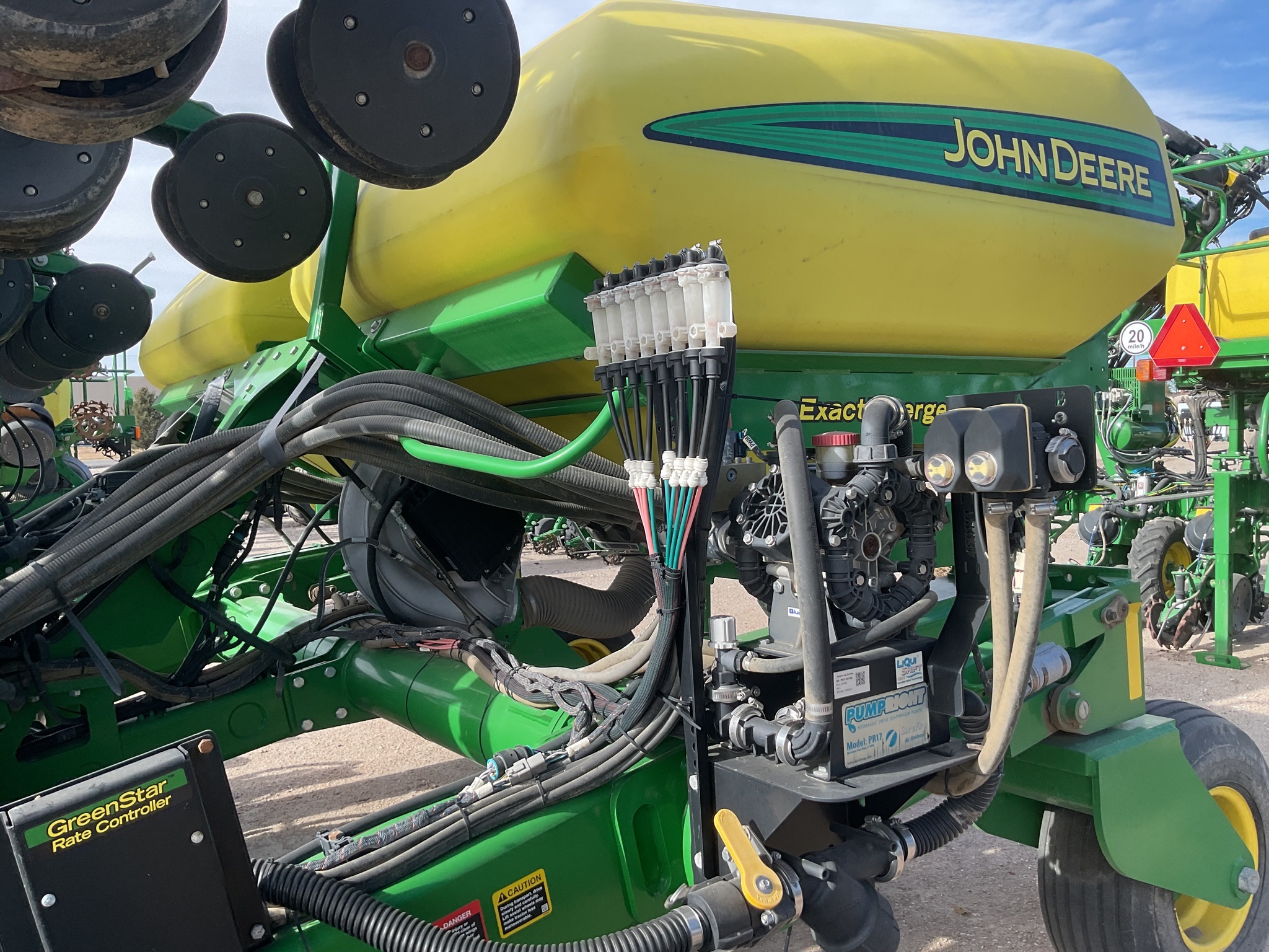 2021 John Deere 1725 CCS Planter