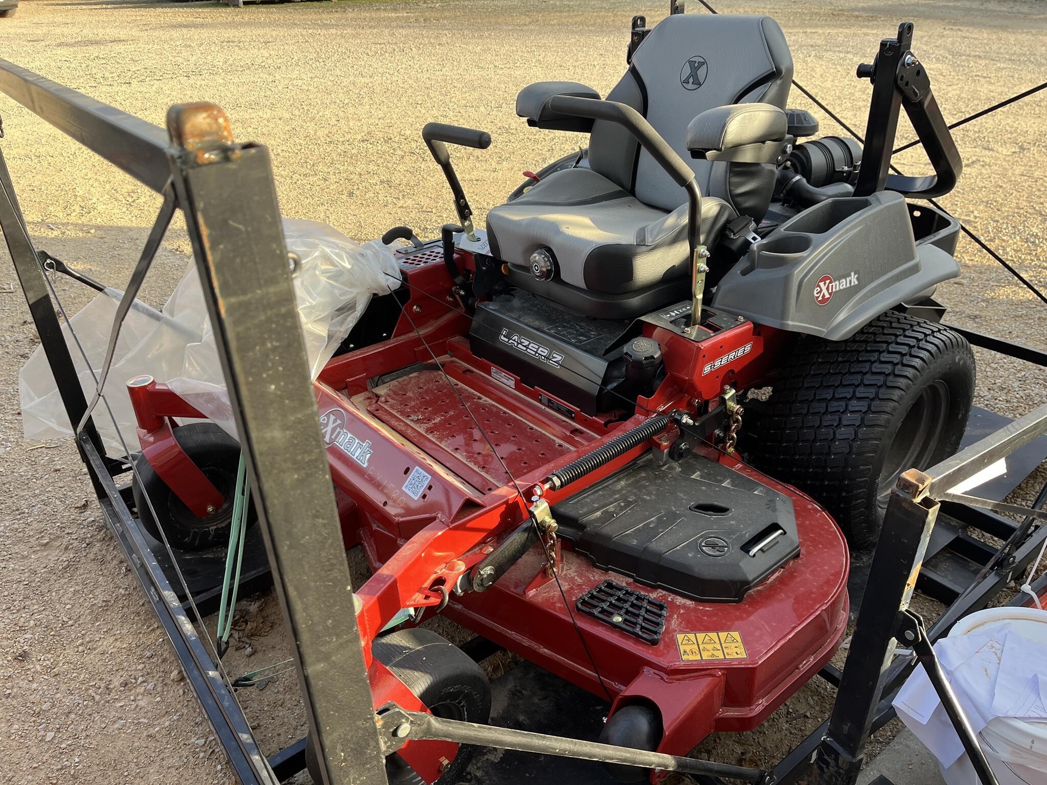 2025 Exmark LRE801GKA604A3 Lawn Mower
