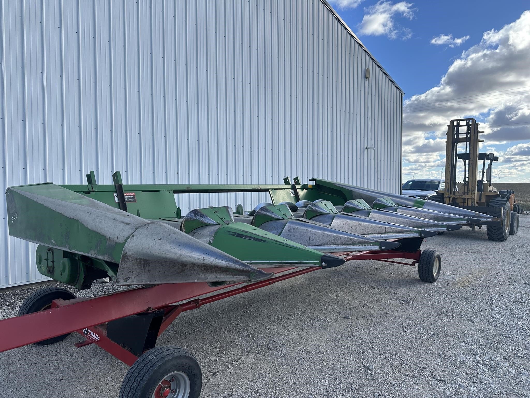 1993 John Deere 643 Corn Head