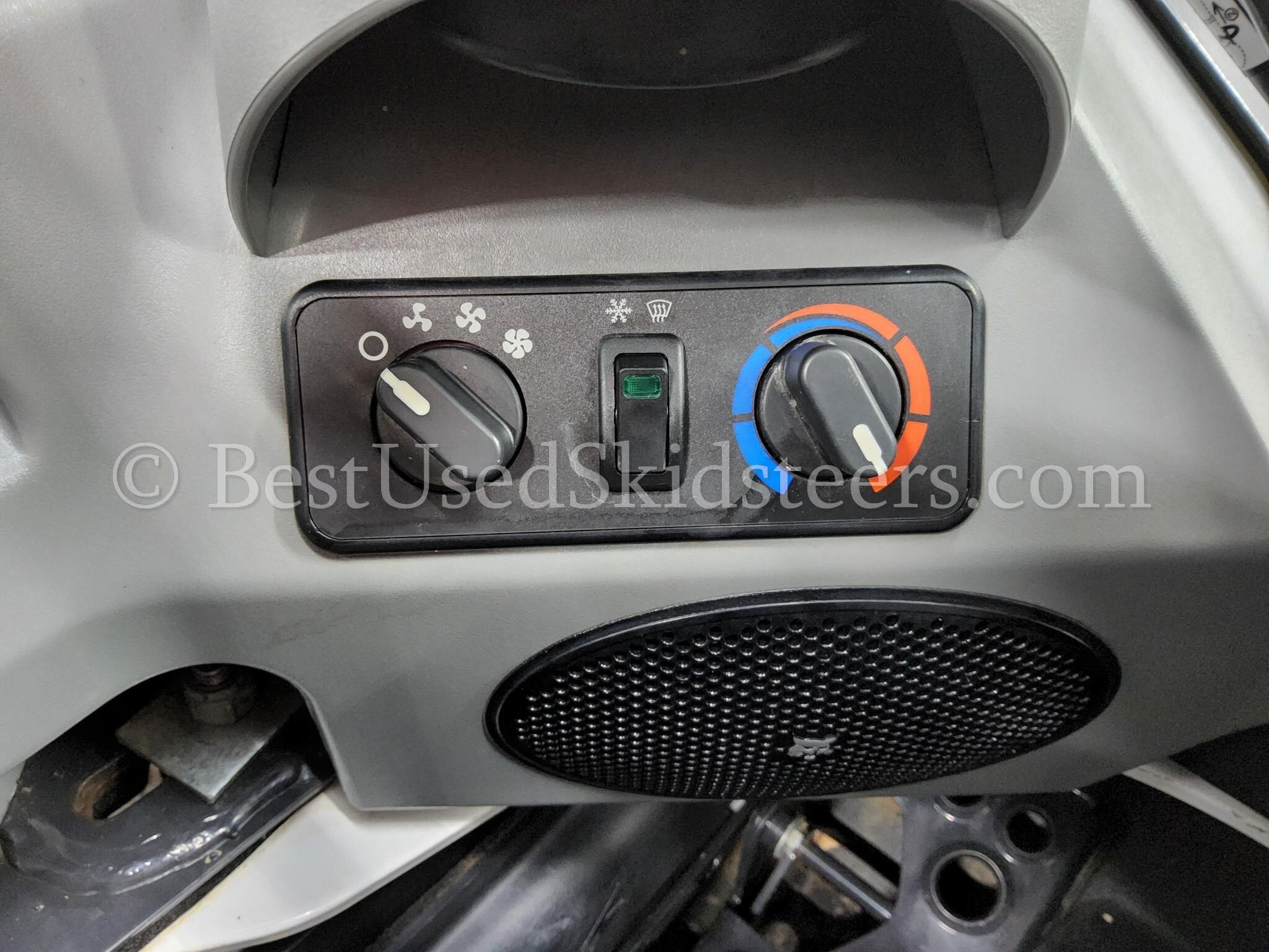 2023 Bobcat T740 Skid Steer