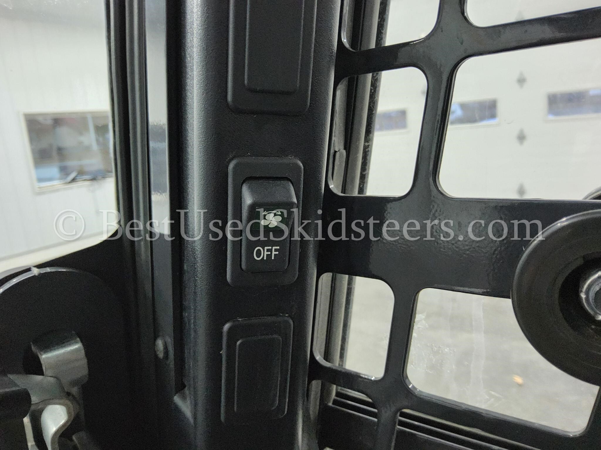 2023 Bobcat T740 Skid Steer