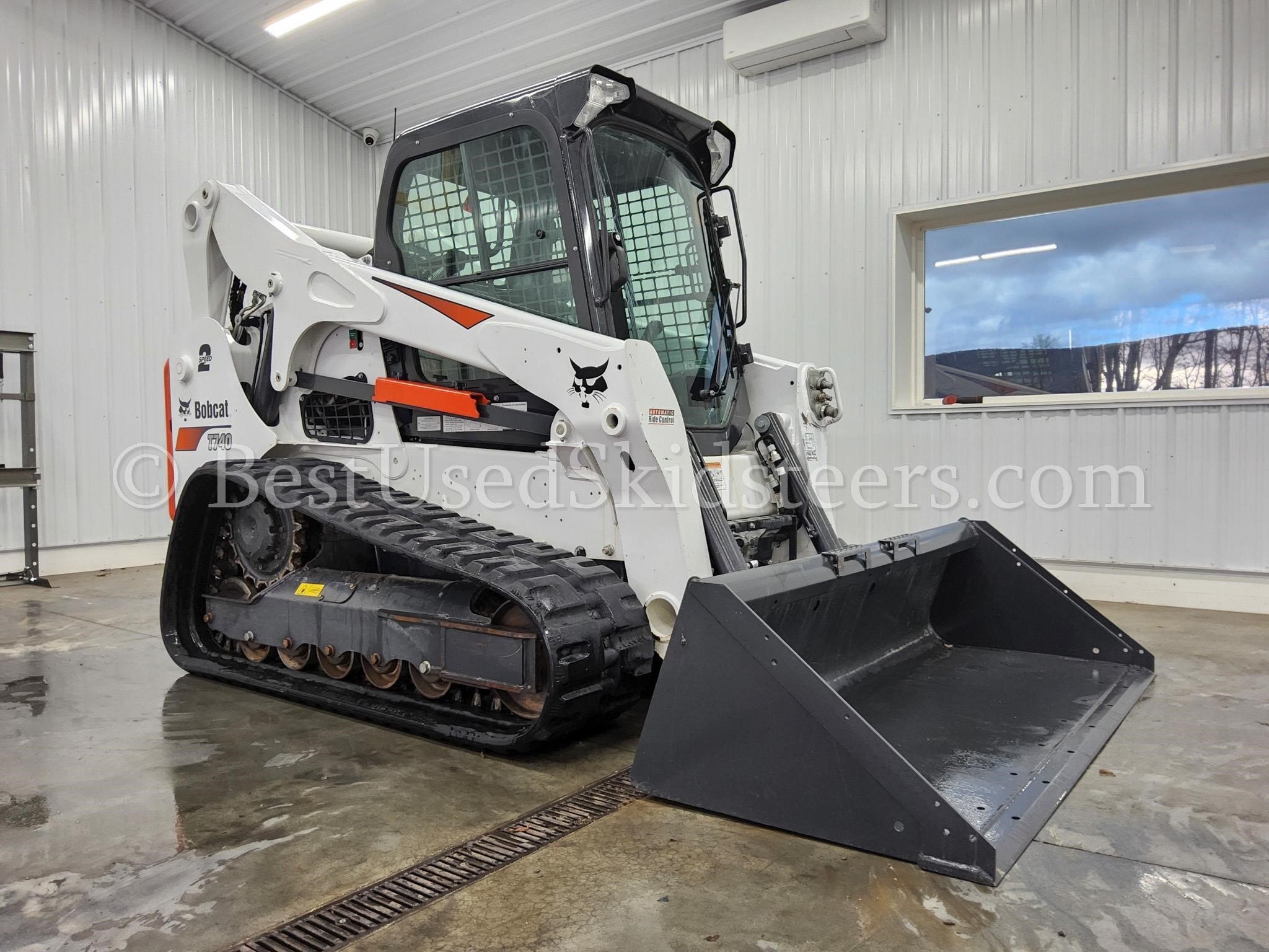 2023 Bobcat T740 Skid Steer
