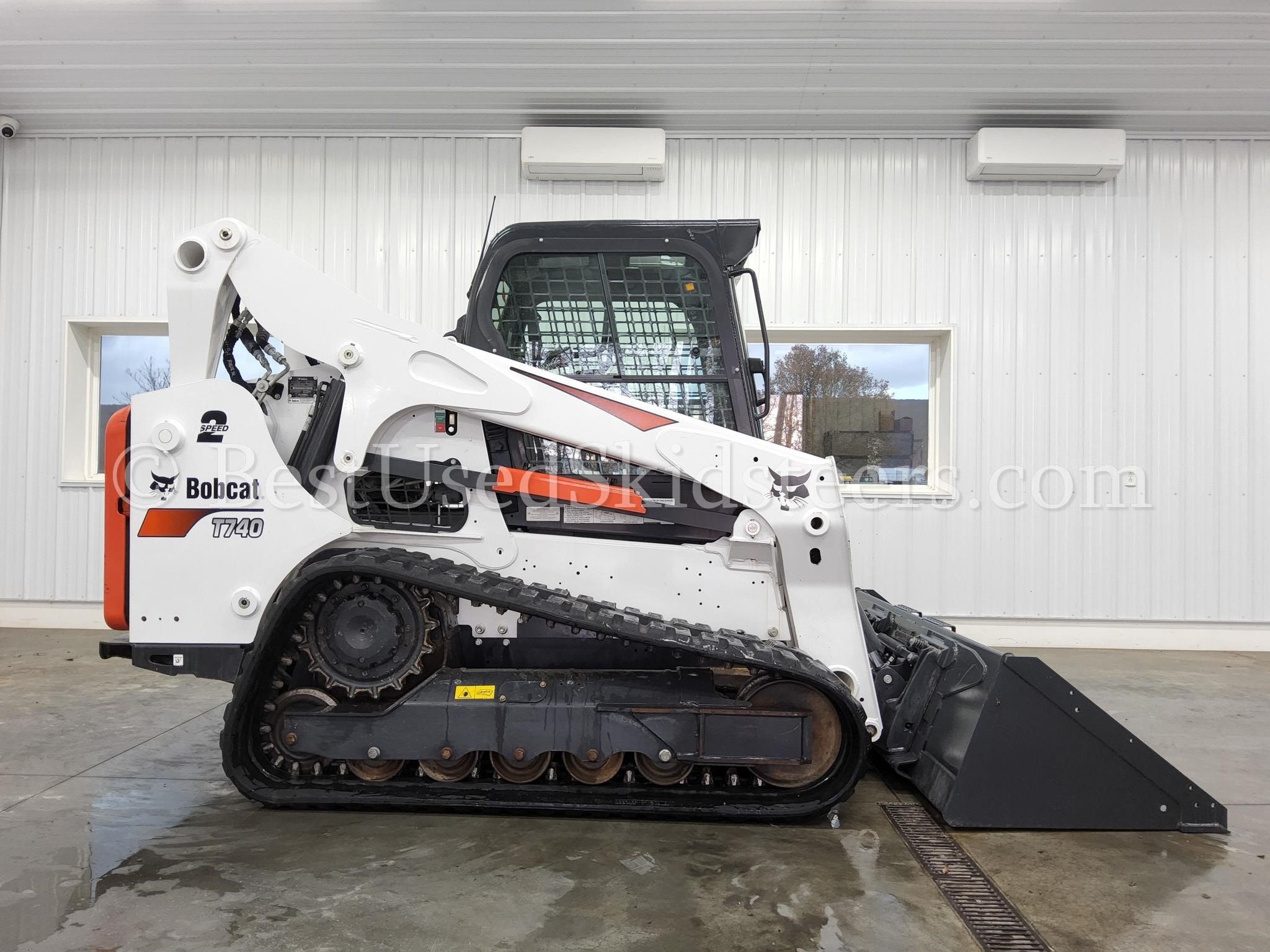 2023 Bobcat T740 Skid Steer