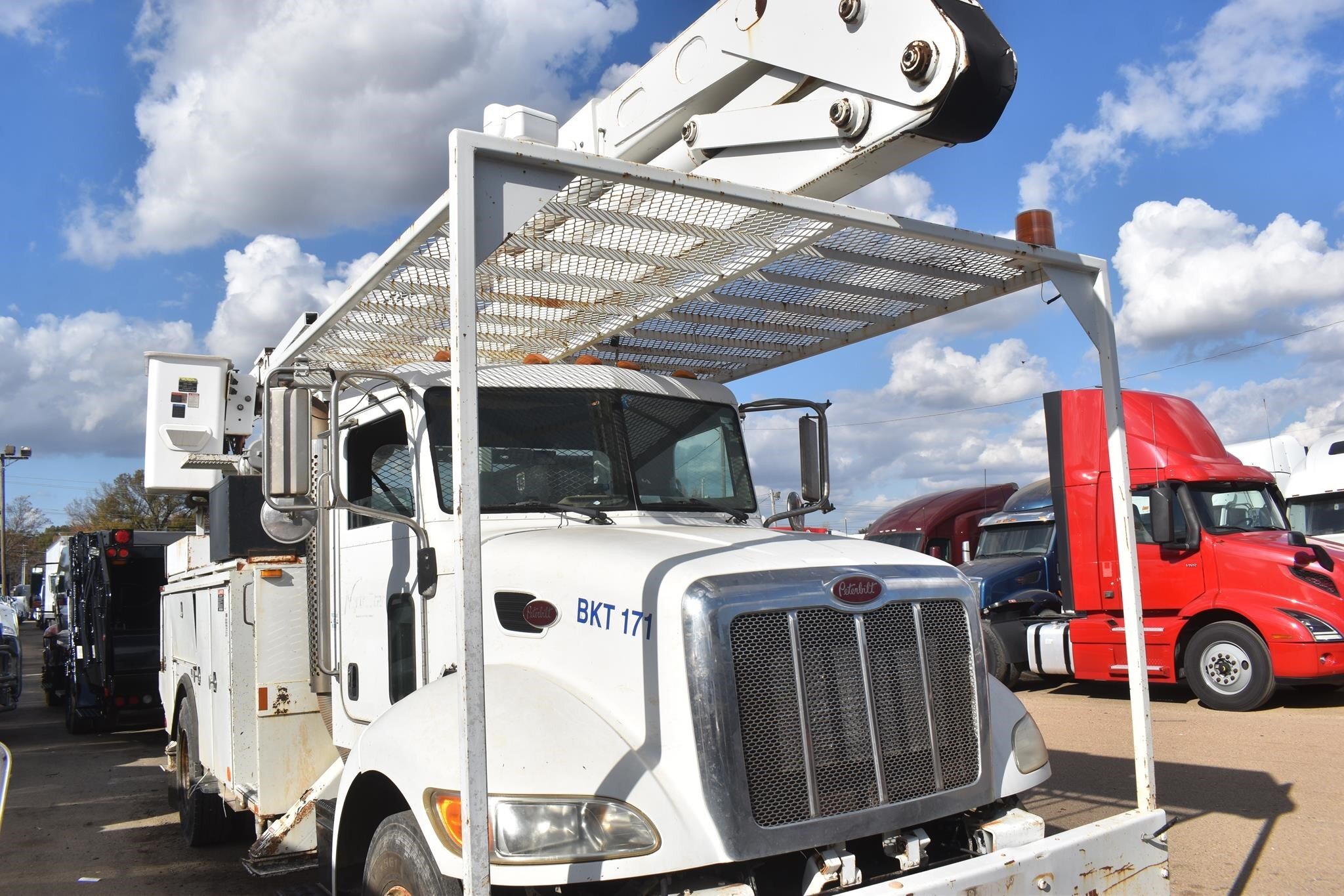 2007 LIFT-ALL LOM55-2MS Crane