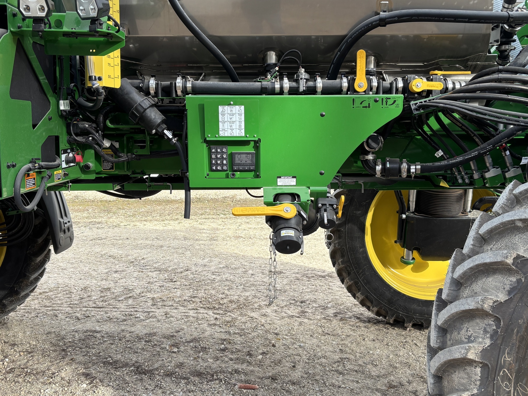 2025 John Deere 412R Self-Propelled Sprayer