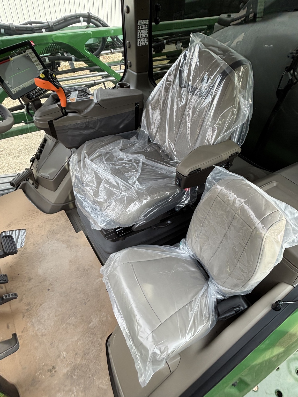 2025 John Deere 412R Self-Propelled Sprayer