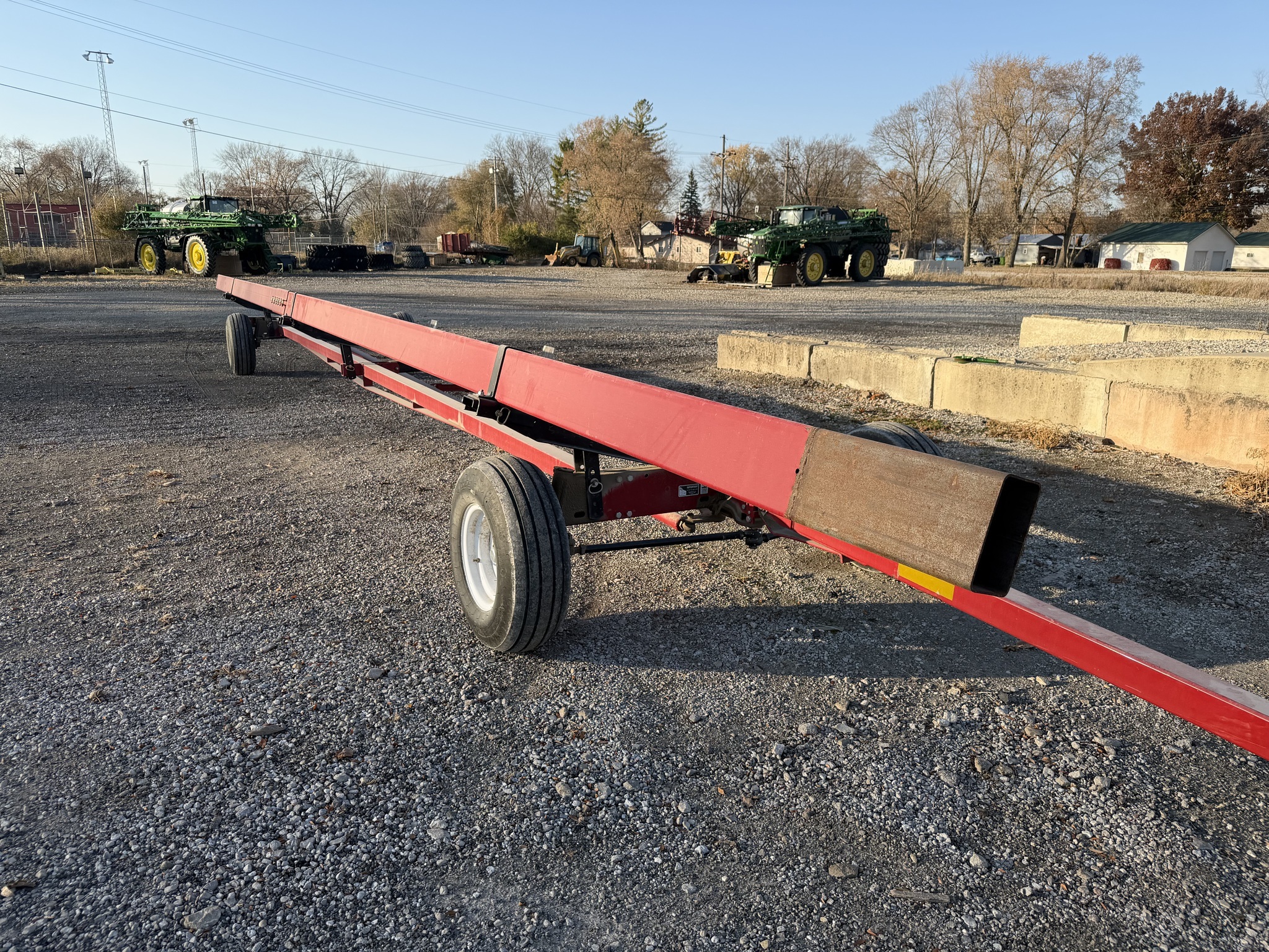 2014 Unverferth AWS42 Header Trailer