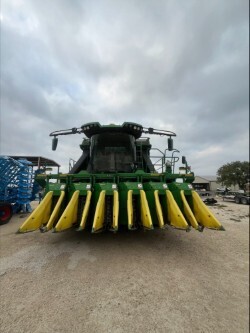 2023 John Deere CP770 Cotton Equipment