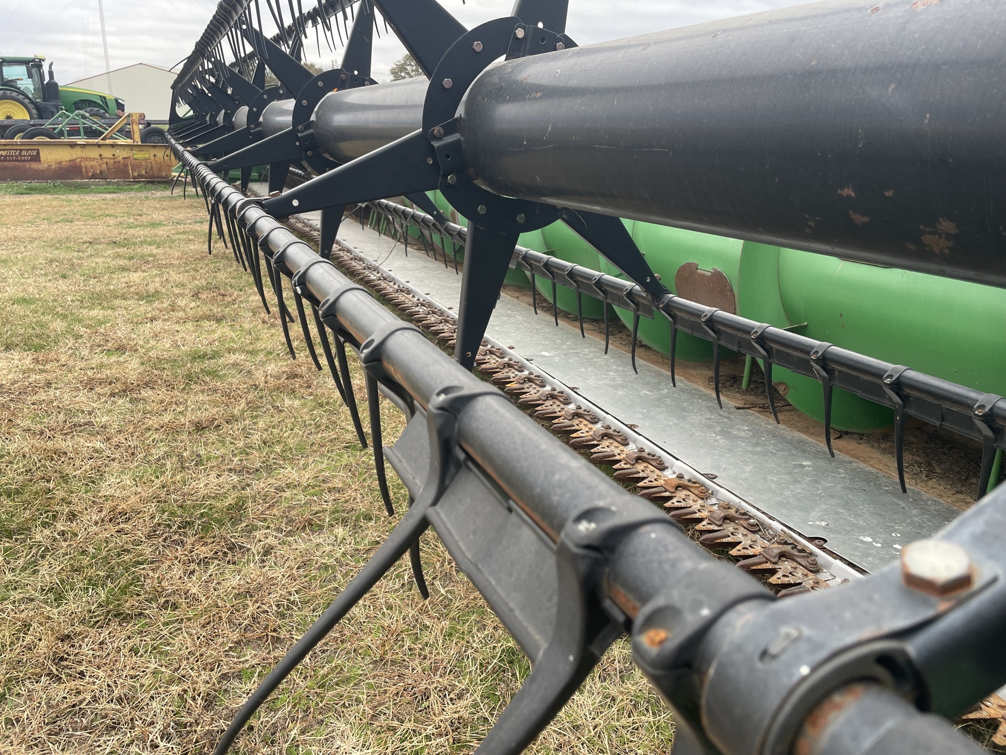 2010 John Deere 635F Platform