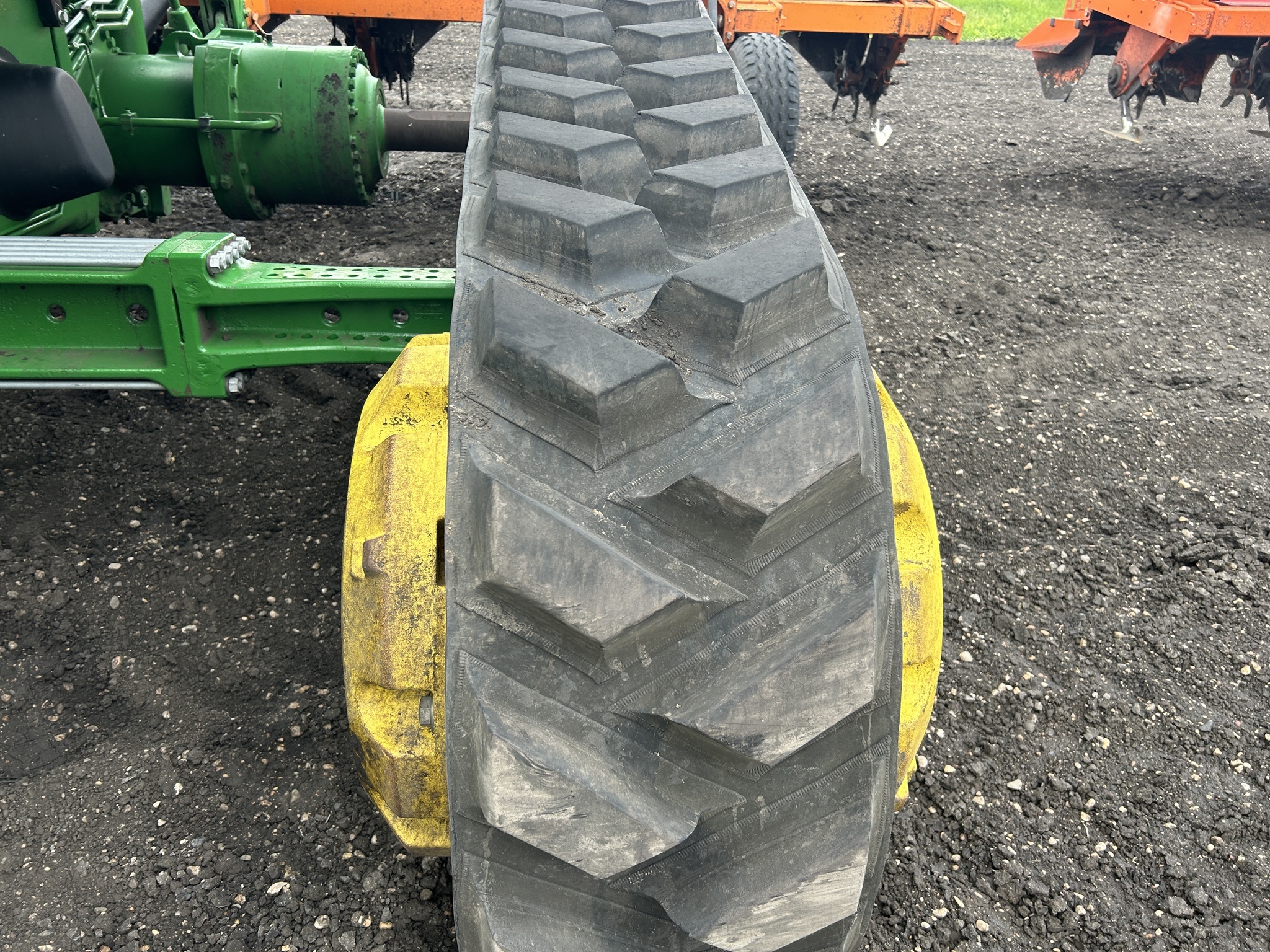 2021 John Deere 8RT 370 Tractor