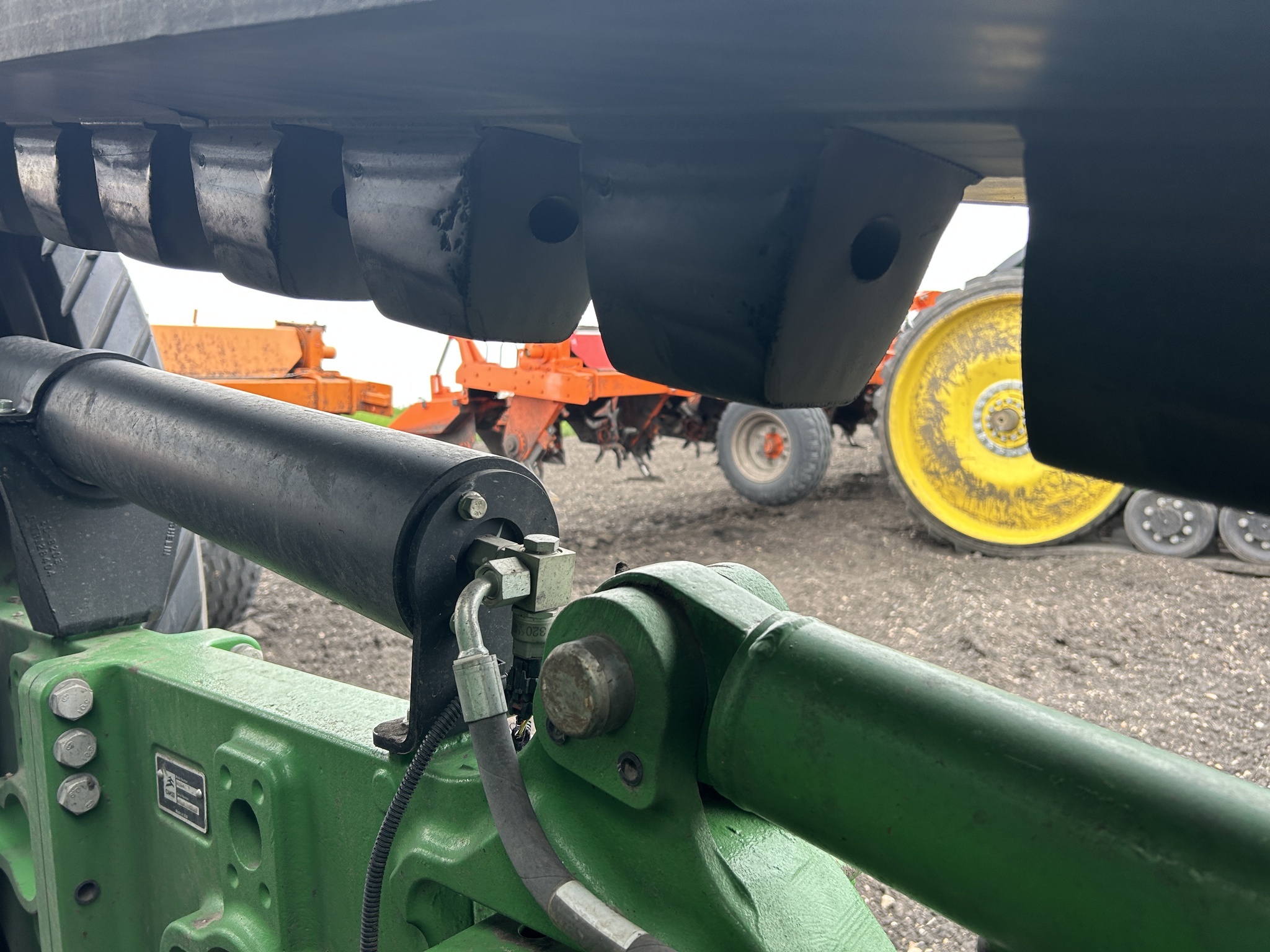 2021 John Deere 8RT 370 Tractor
