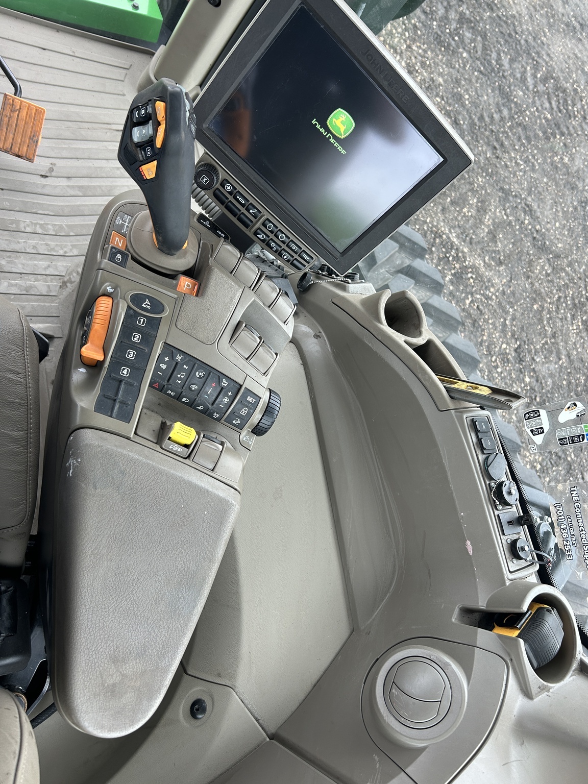 2021 John Deere 8RT 370 Tractor