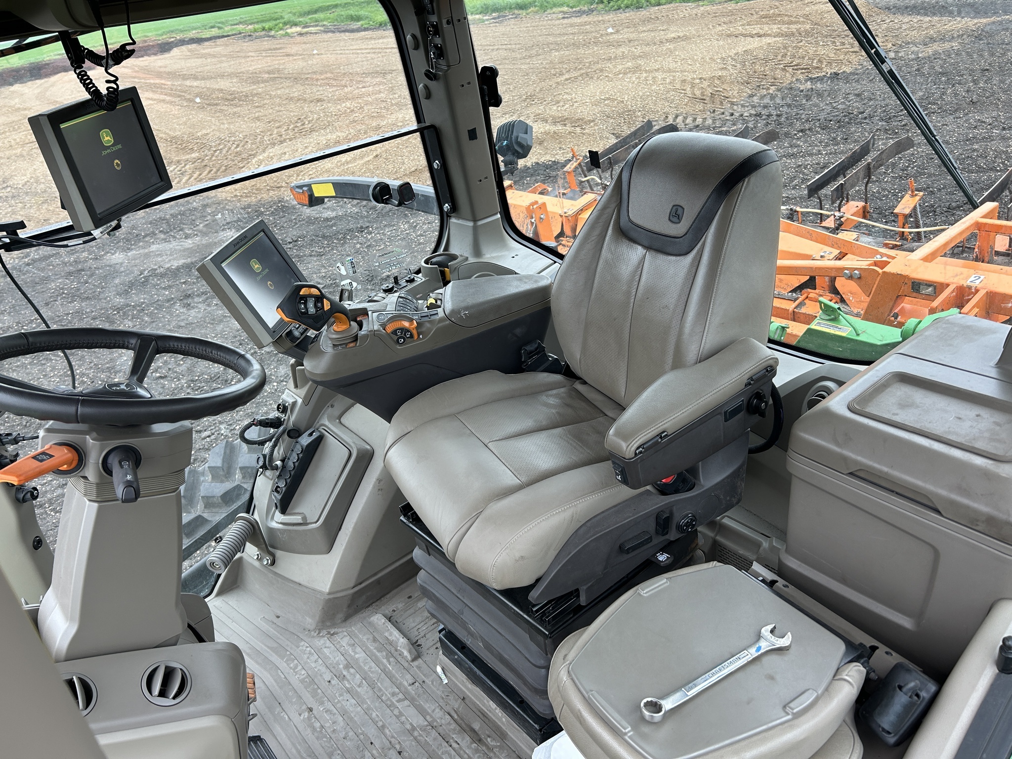 2021 John Deere 8RT 370 Tractor