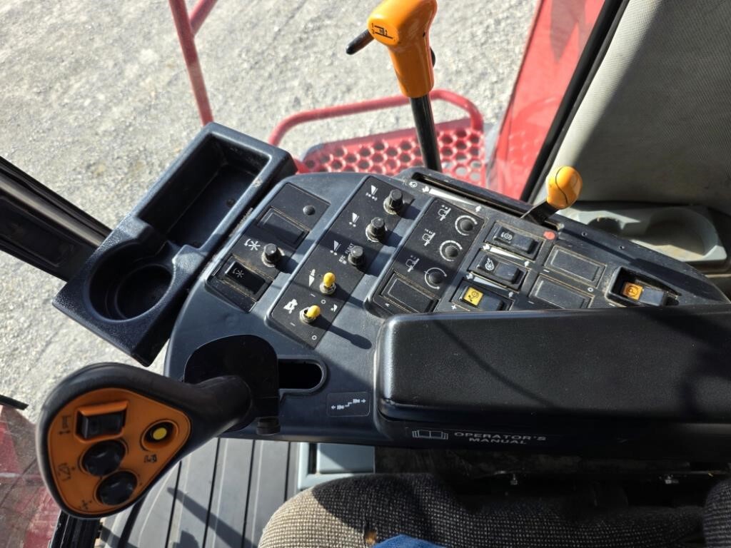 1996 Case IH 2166 Combine