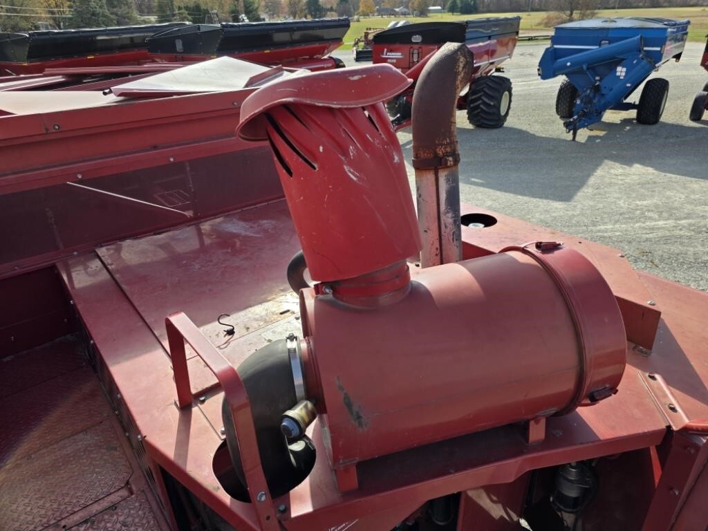 1996 Case IH 2166 Combine