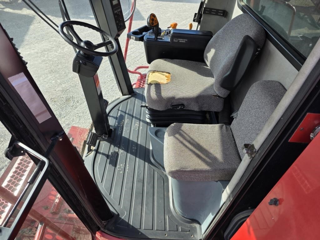 1996 Case IH 2166 Combine