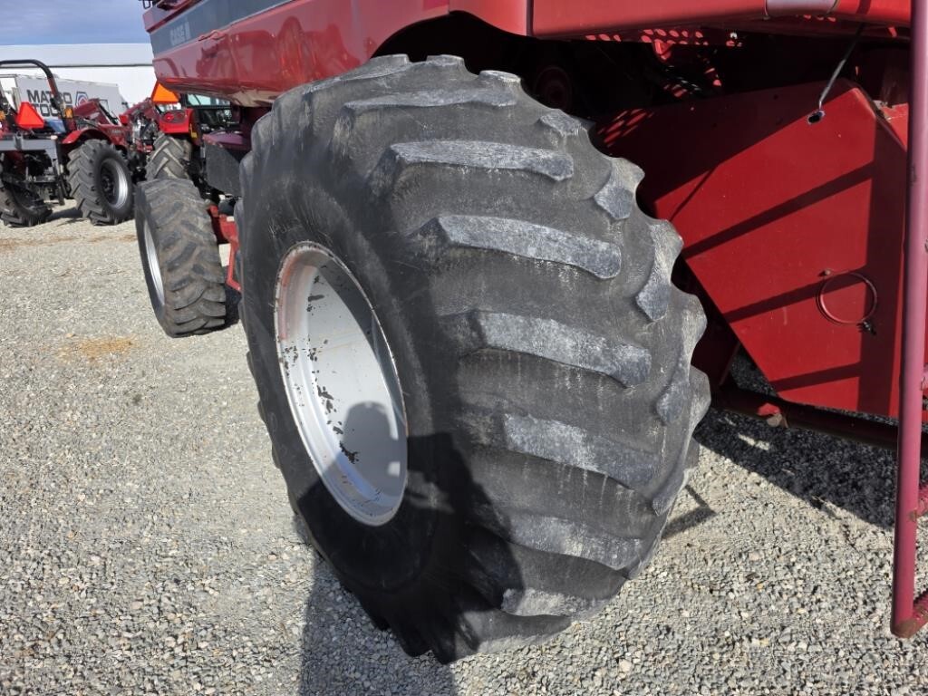 1996 Case IH 2166 Combine