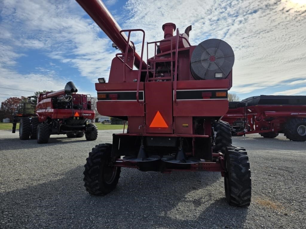 1996 Case IH 2166 Combine