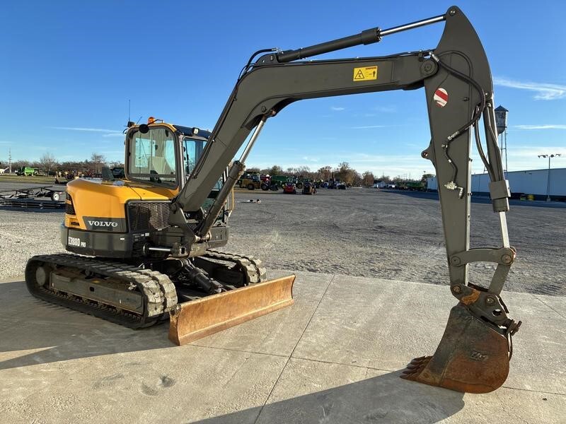 2022 Volvo ECR88D Excavator
