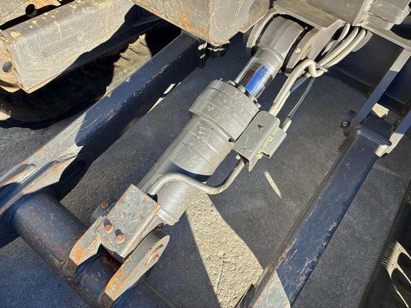 2022 Volvo ECR88D Excavator