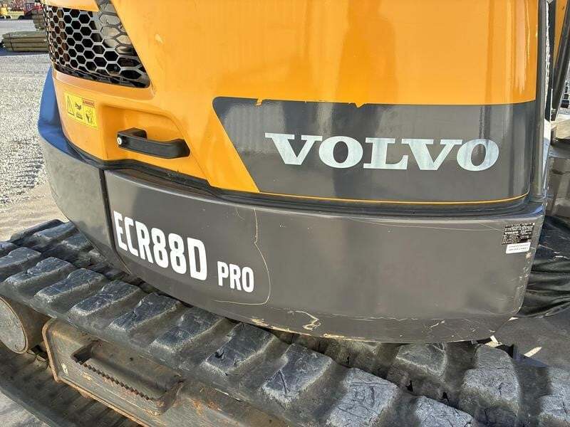 2022 Volvo ECR88D Excavator