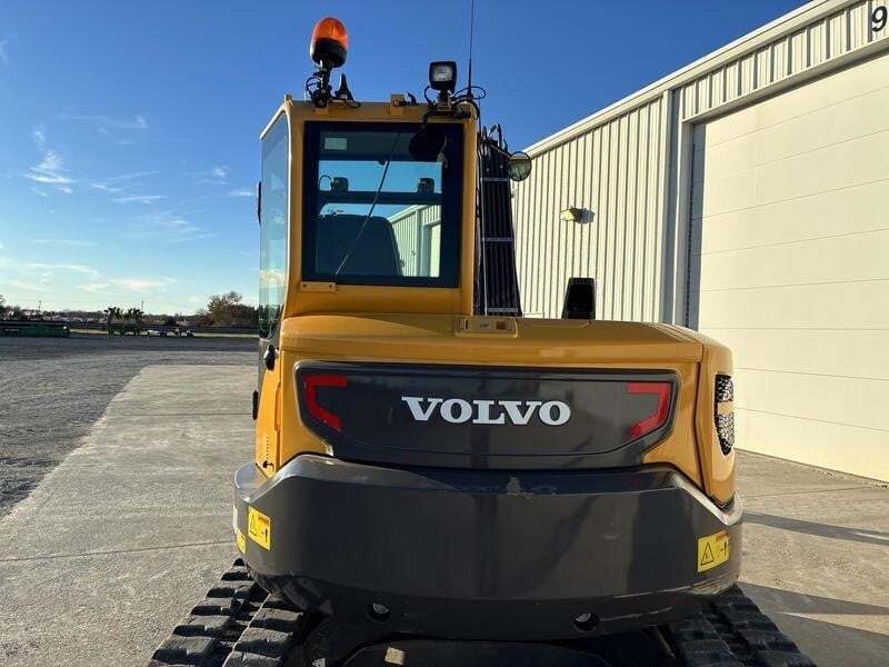 2022 Volvo ECR88D Excavator