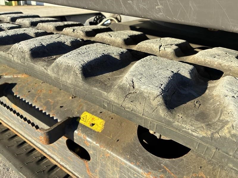 2022 Volvo ECR88D Excavator