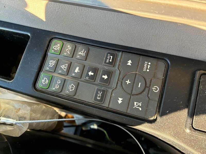 2022 Volvo ECR88D Excavator