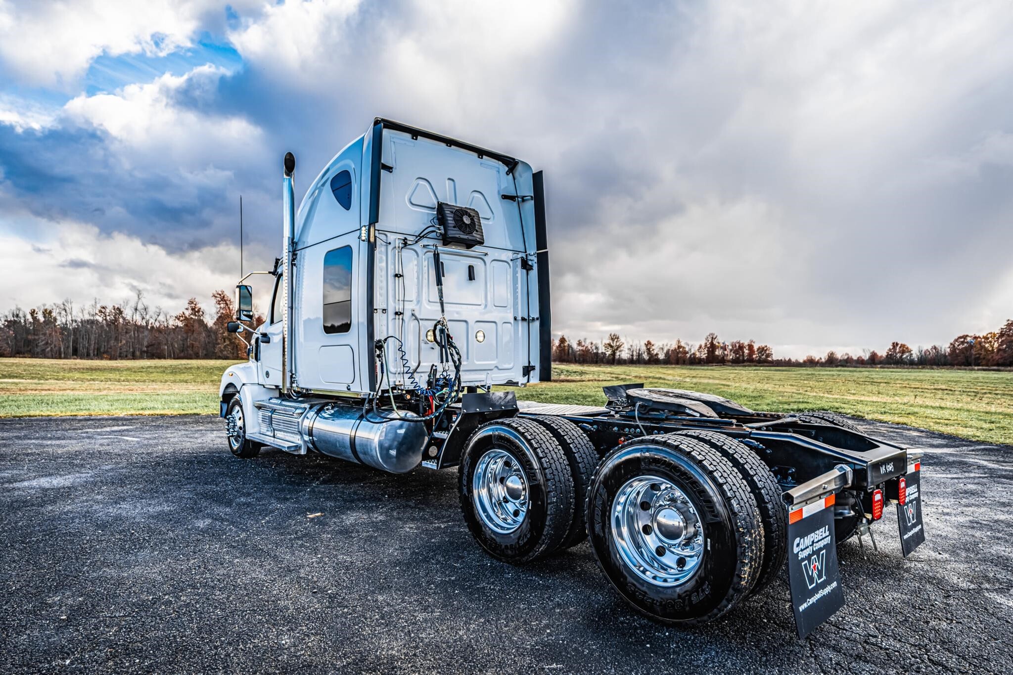 2024 Western Star 49X Semi Trucks/Trailer