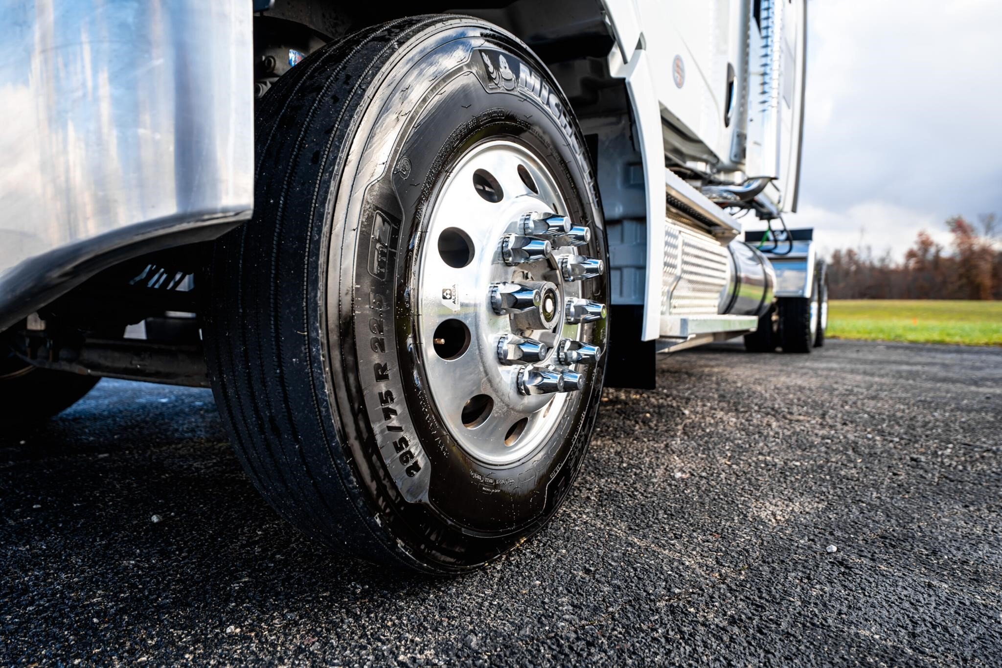 2024 Western Star 49X Semi Trucks/Trailer
