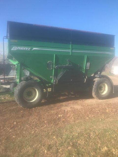 2013 Brent 657 Gravity Wagon