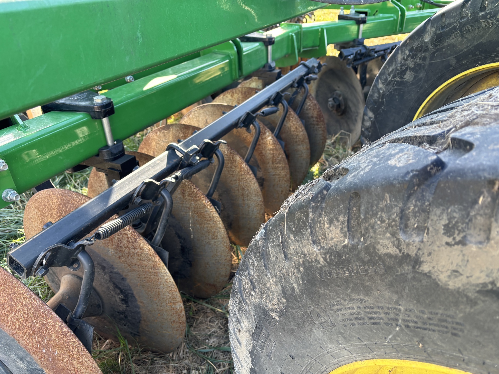 2021 John Deere 2730 Disk Chisel