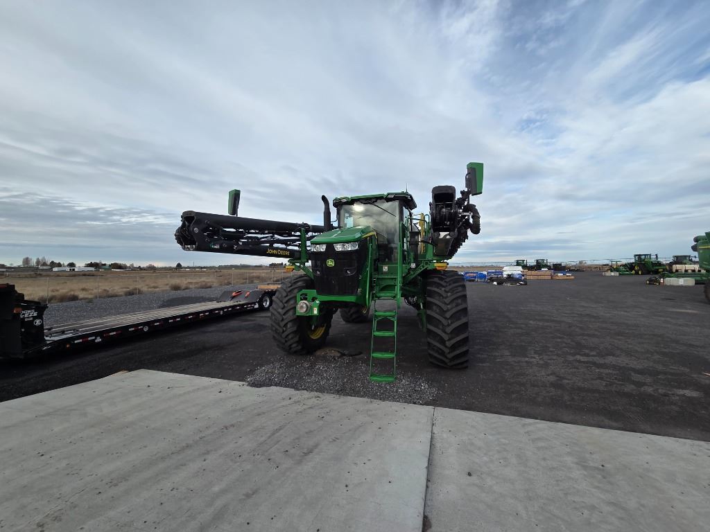 2025 John Deere 616R Self-Propelled Sprayer