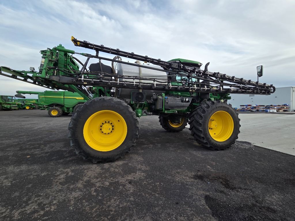 2025 John Deere 616R Self-Propelled Sprayer