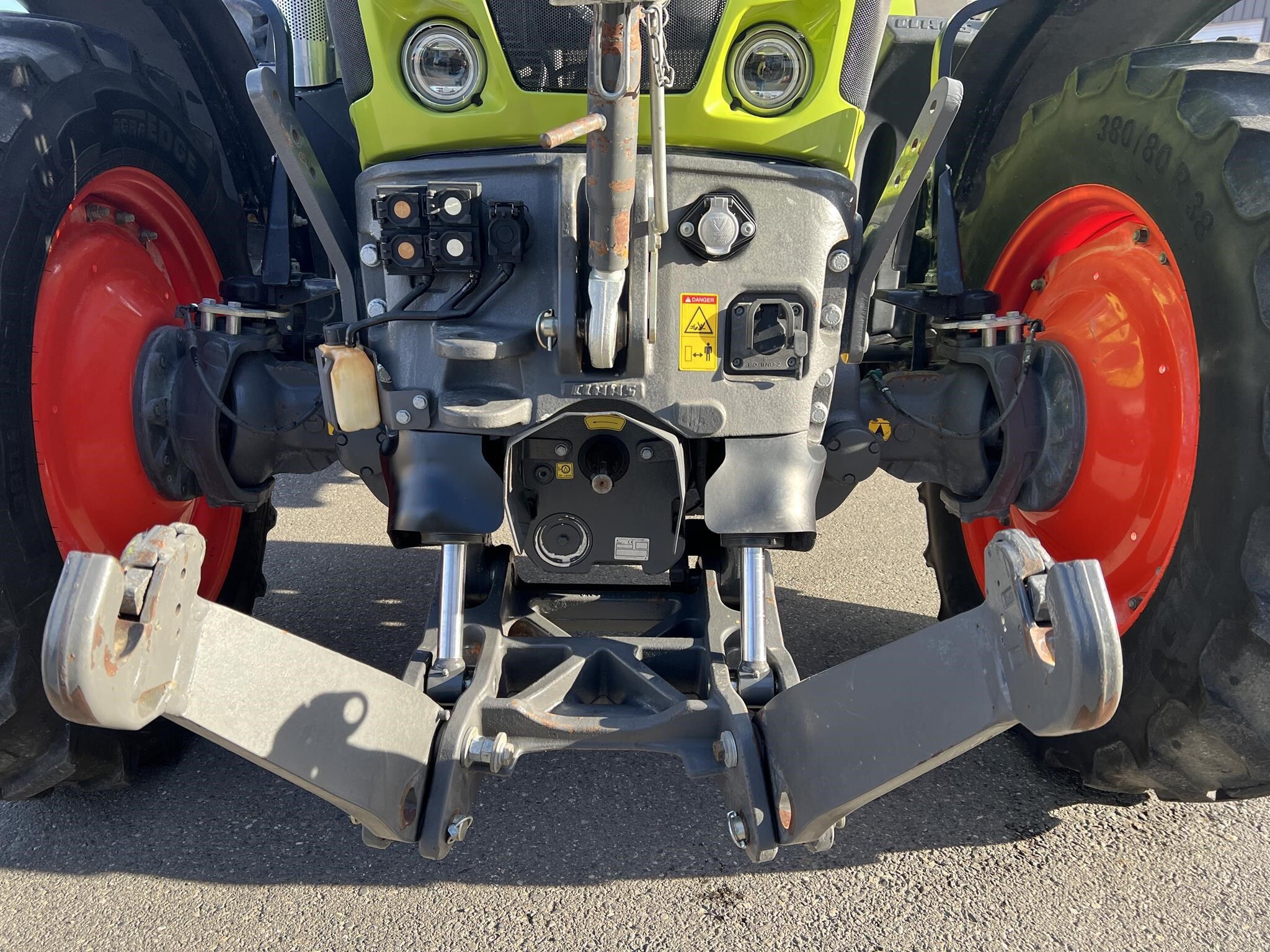 2020 Claas AXION 880 Tractor