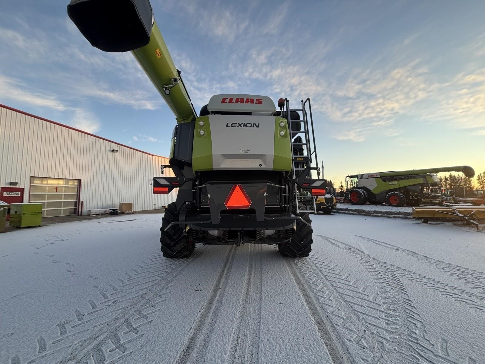 2022 Claas LEXION 8600 Combine