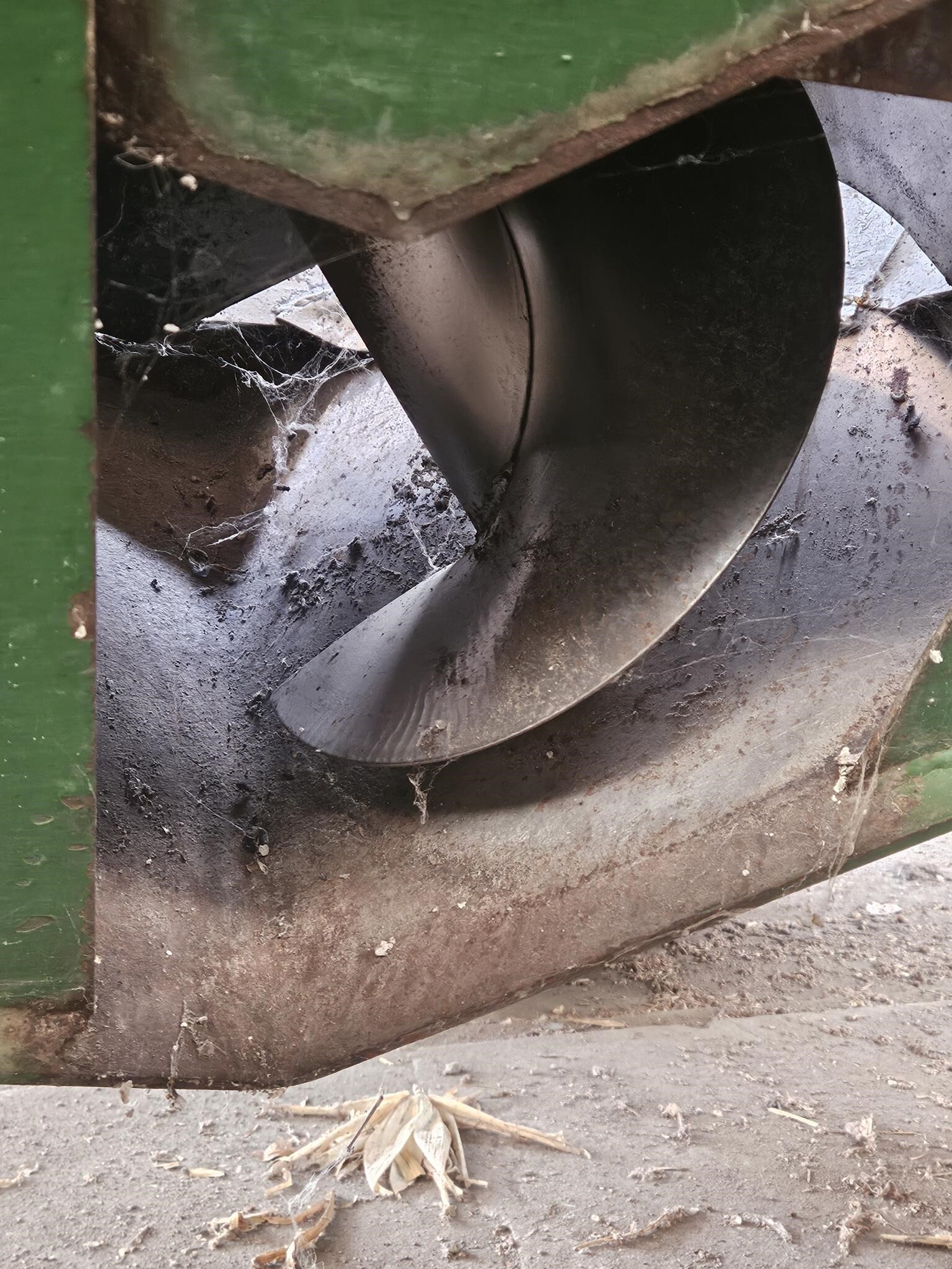 1998 J&M 750-14 Grain Cart