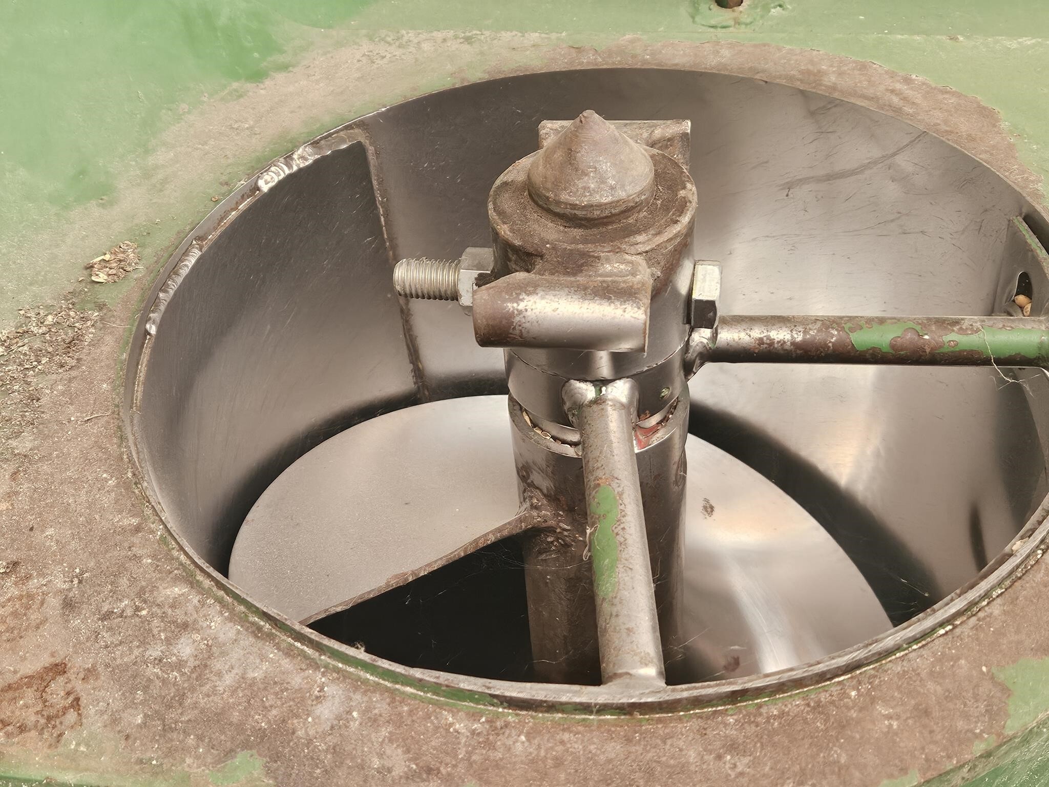 1998 J&M 750-14 Grain Cart