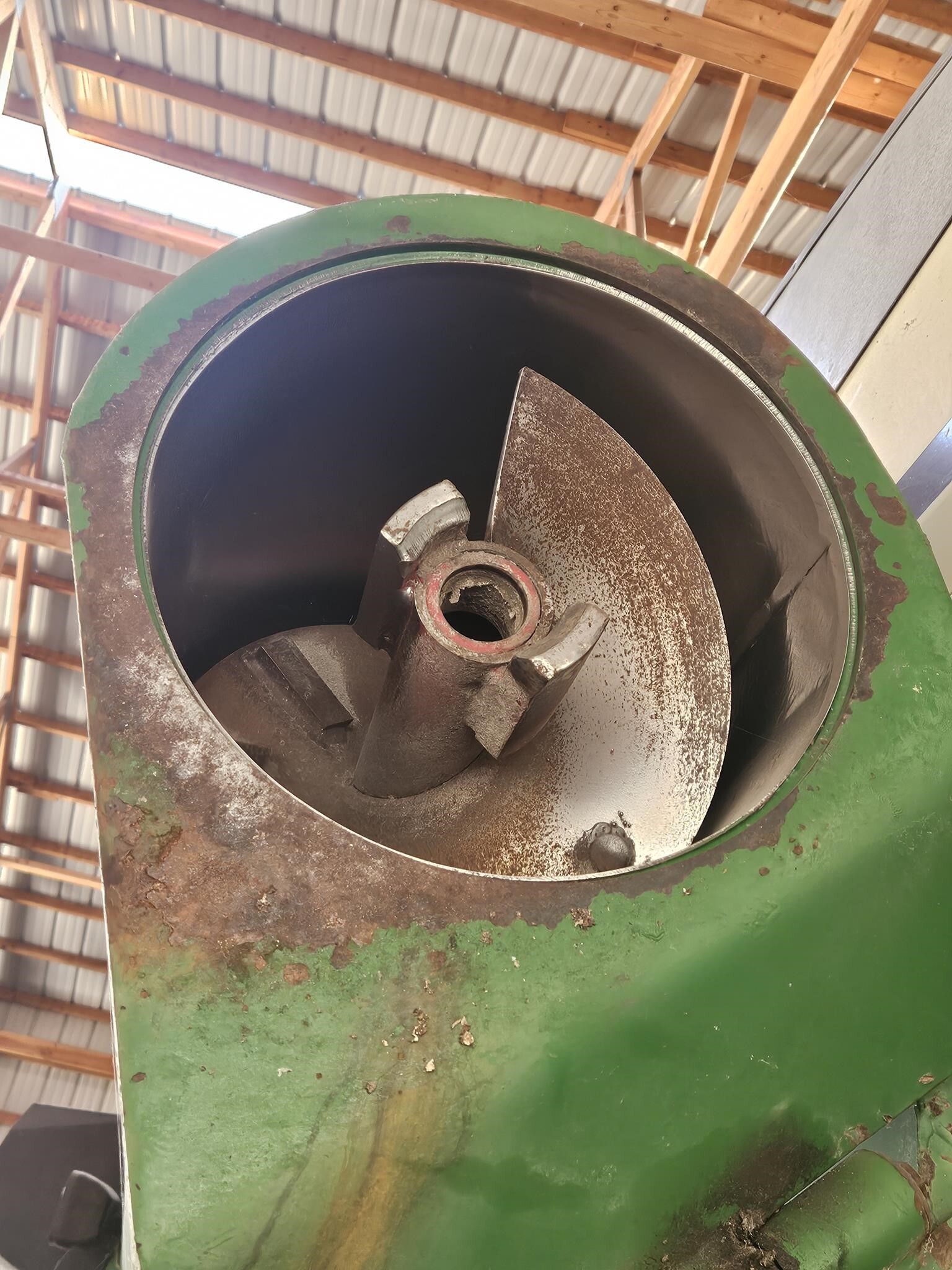1998 J&M 750-14 Grain Cart