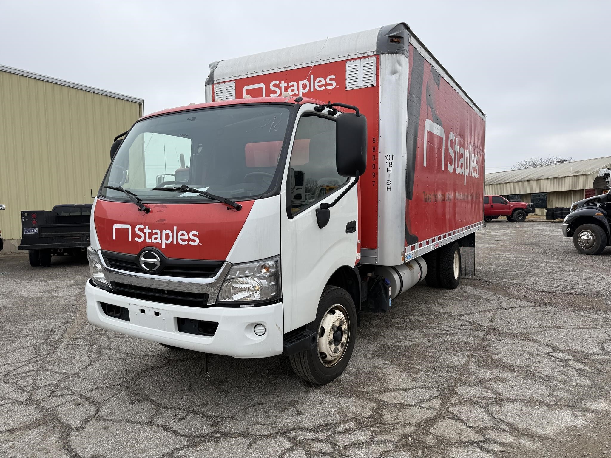 2018 Hino 195 Box Trucks/Trailer