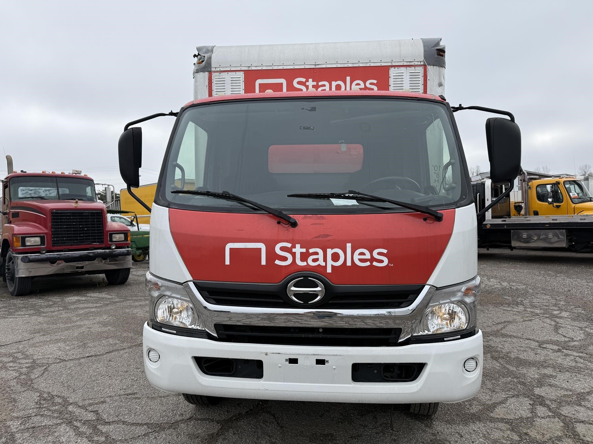 2018 Hino 195 Box Trucks/Trailer