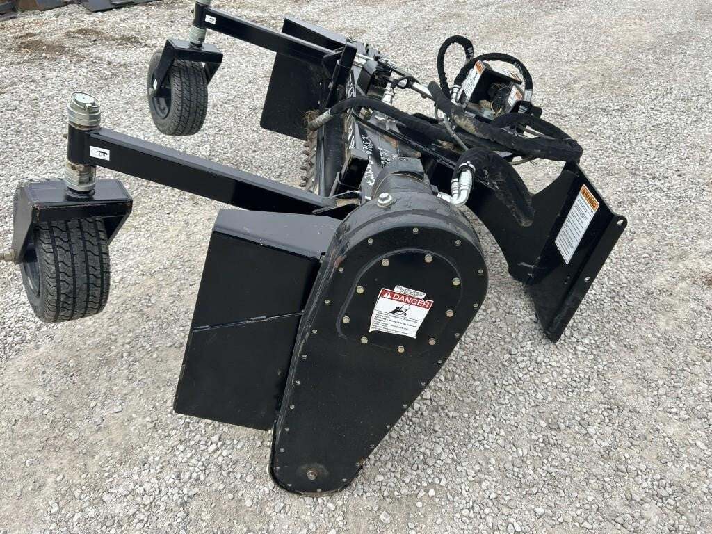 2023 Kubota SR2772 Loader and Skid Steer Attachment