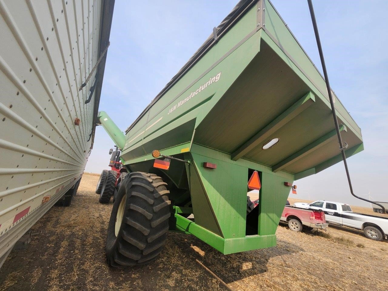 2020 J&M 1050-20S Grain Cart