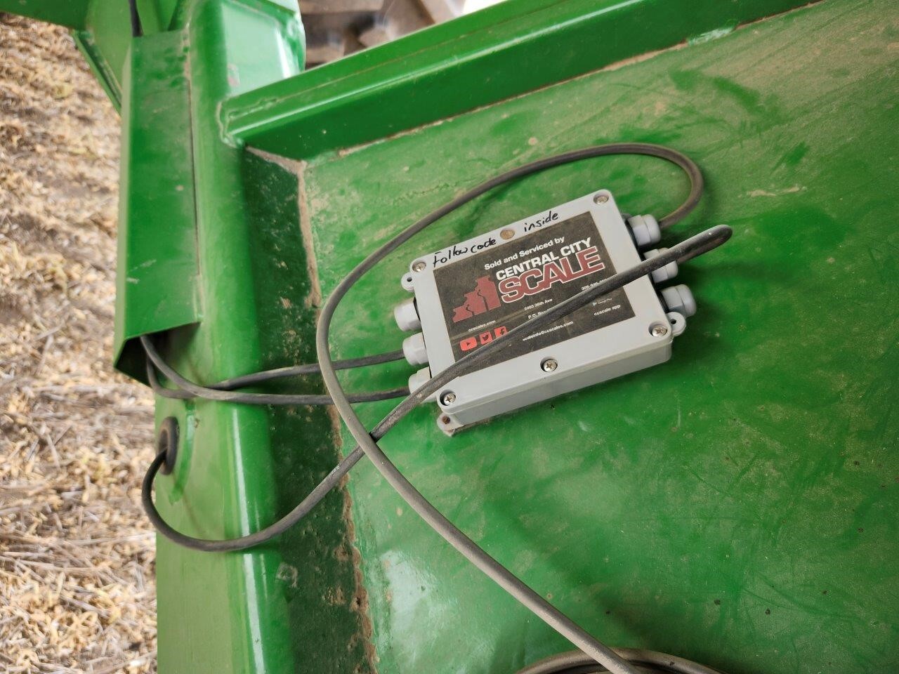 2020 J&M 1050-20S Grain Cart