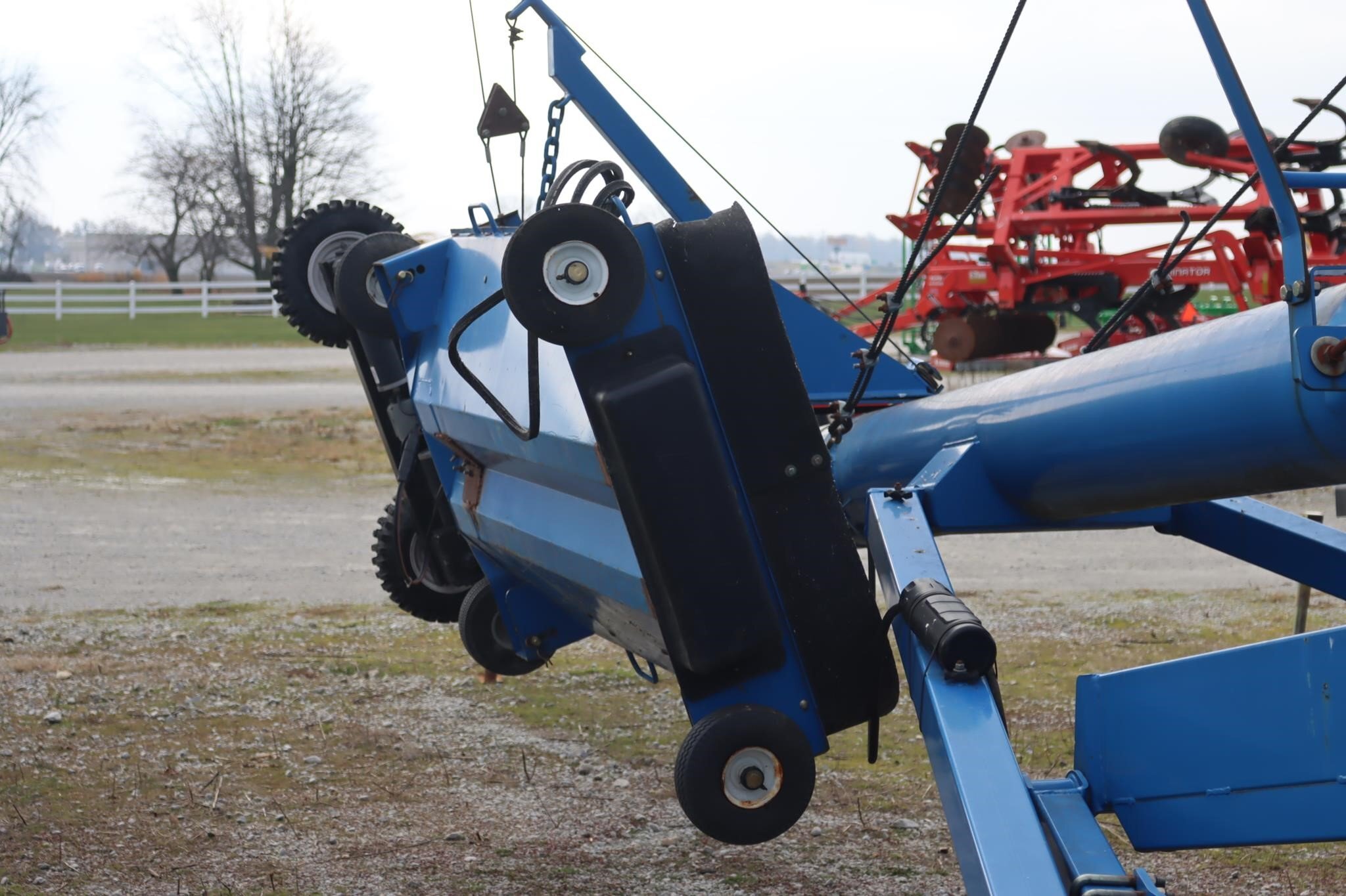 2010 Brandt 13x70 Augers and Conveyor