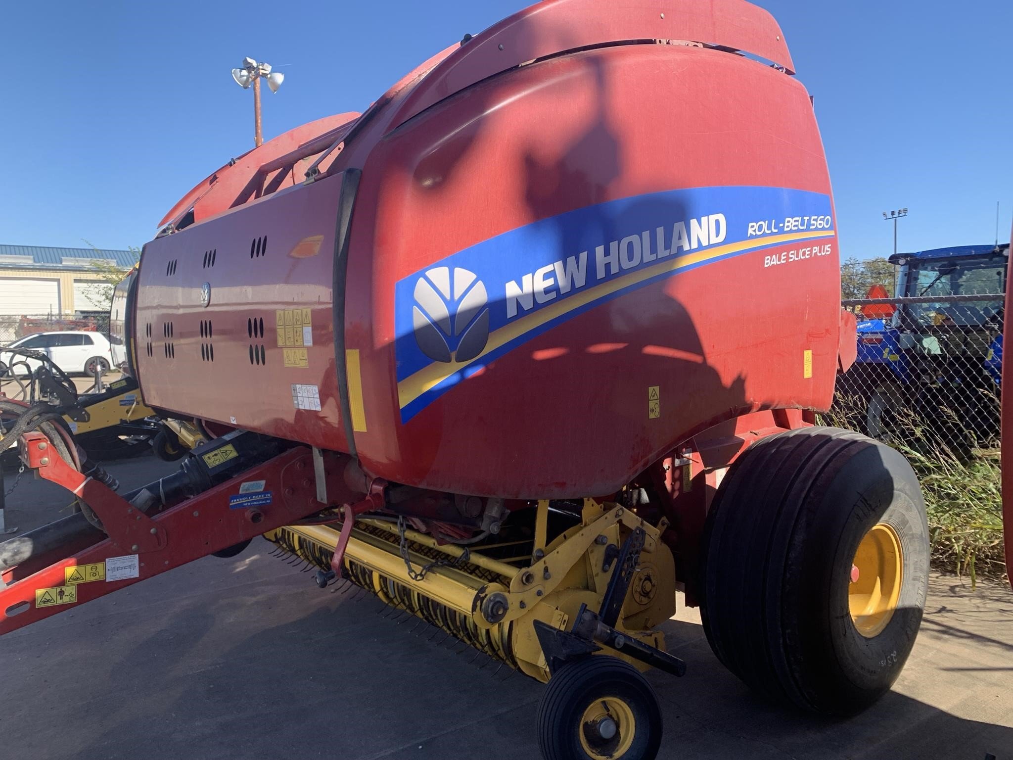 2019 New Holland Roll-Belt 560 Round Baler