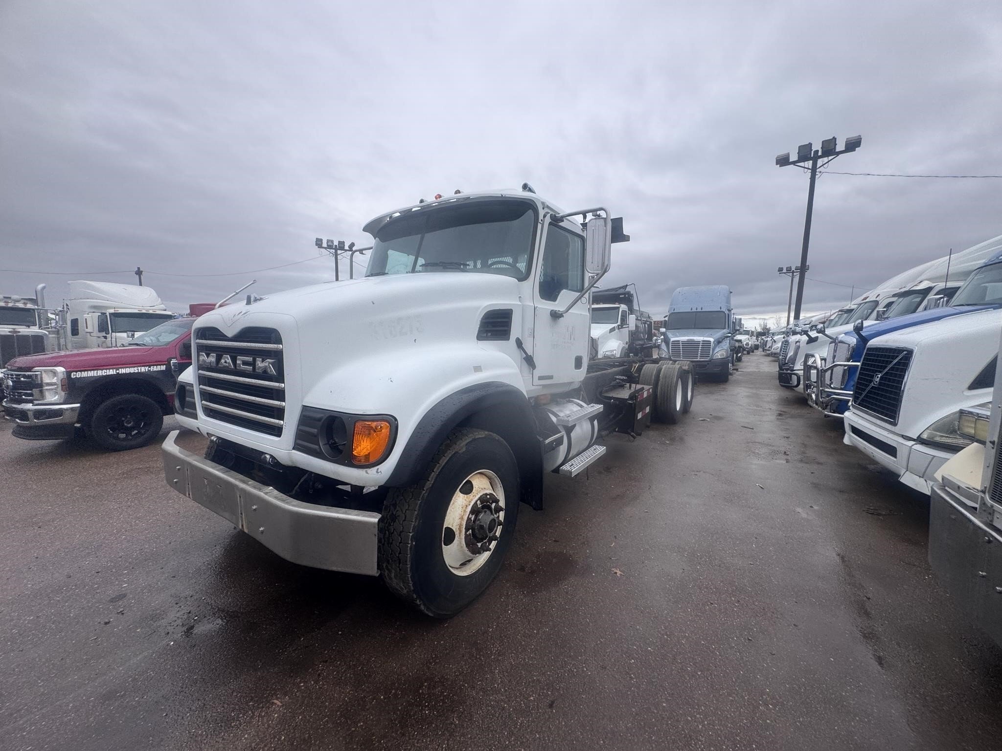 2006 Mack Granite CV713 Dump Trucks/Trailer